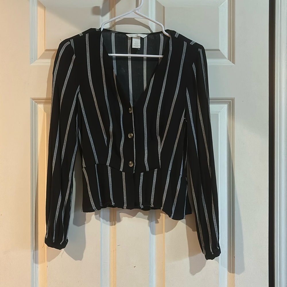 NWOT H&M black and white striped peplum long sleeve blouse